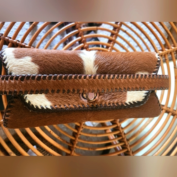 Cow print purse - Picture 2 of 12